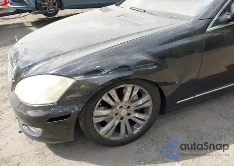 2009 Mercedes-Benz S 550 из США, поврежденный, VIN WDDNG71X09A258652